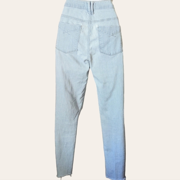👖Raw- Hem High-Waist Casual Railroad Pinstripe Jeans from Unpublished - Picture 11 of 12